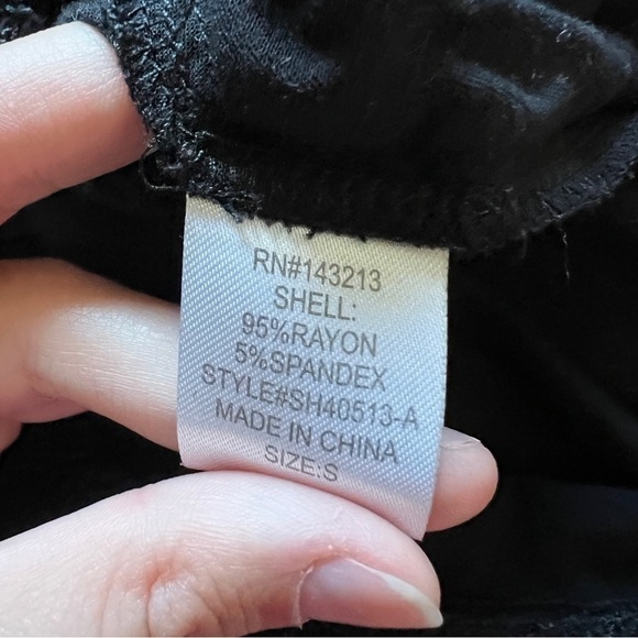 Miss Love Black Lace Trim Pull-On Shorts โ Size Small - Picture 5 of 5